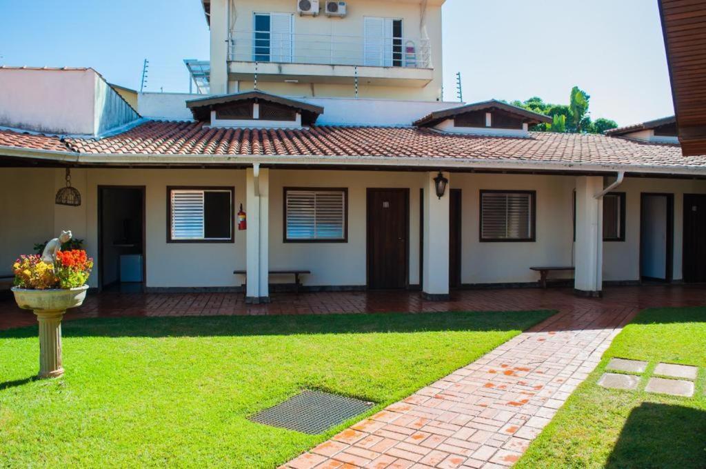 יגואריונה Galeria Hotel Pousada מראה חיצוני תמונה