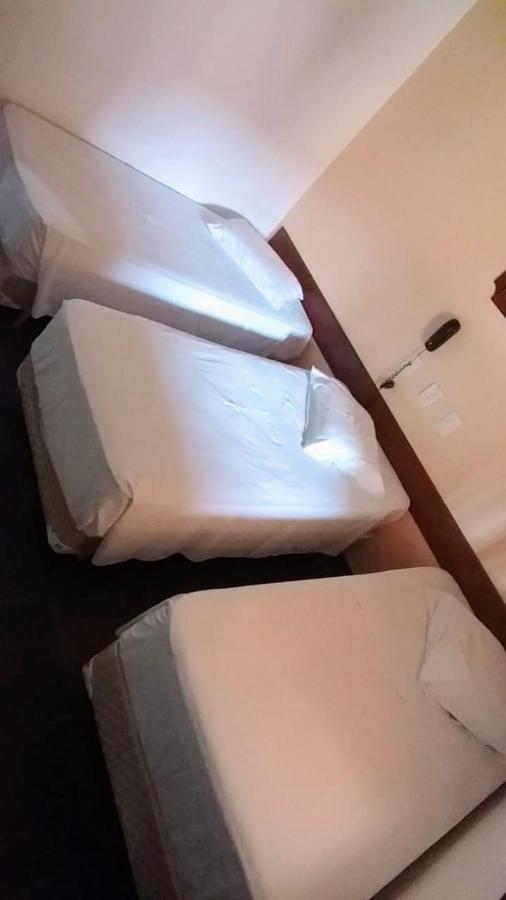 יגואריונה Galeria Hotel Pousada מראה חיצוני תמונה