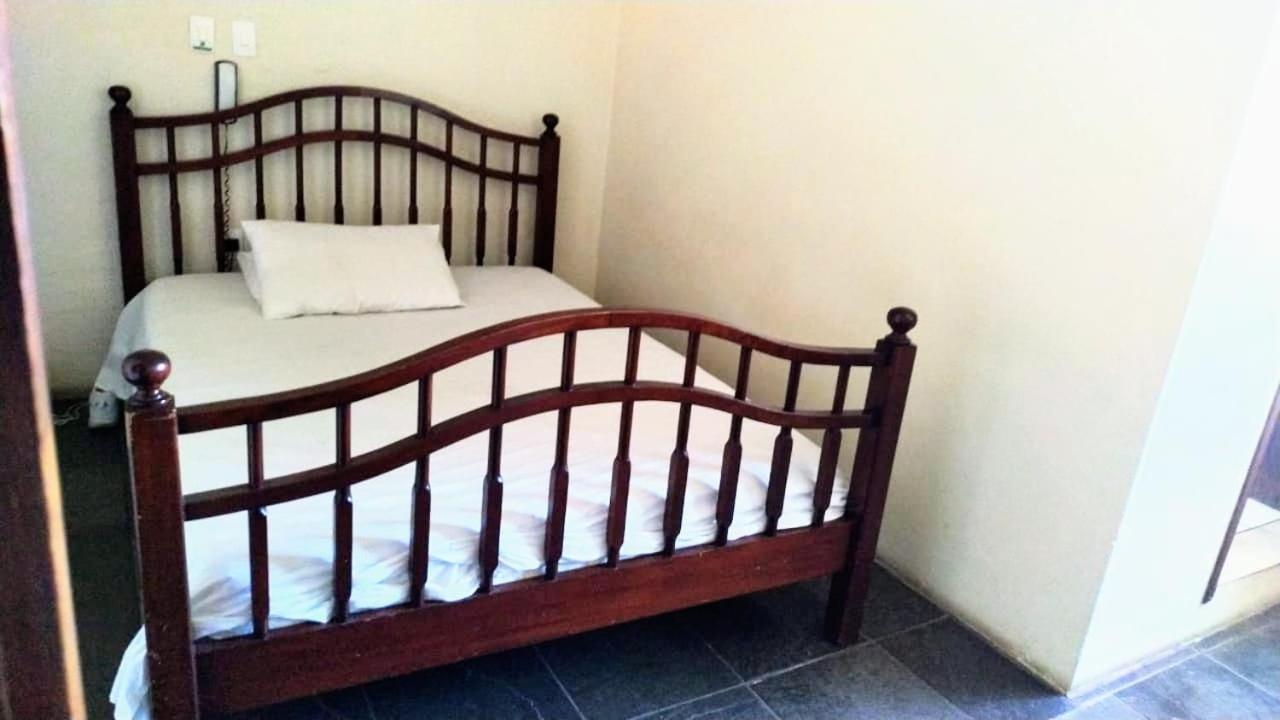 יגואריונה Galeria Hotel Pousada מראה חיצוני תמונה